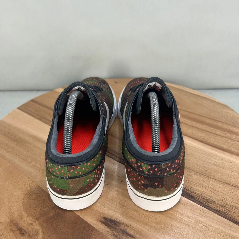 Nike SB Stefan Janoski Camo Dot Mens Skate Shoes 705190-216 Size 9.5 Camouflage